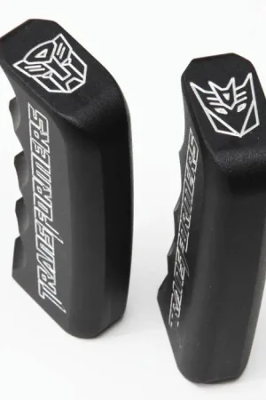 Free Shipping Chevrolet Camaro Defenderworx Autobot Automatic Gear Shifter - Two-Tone - TT1014