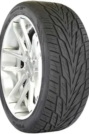 Toyo Proxes ST III Tire - 305/40R22 114V High Quality